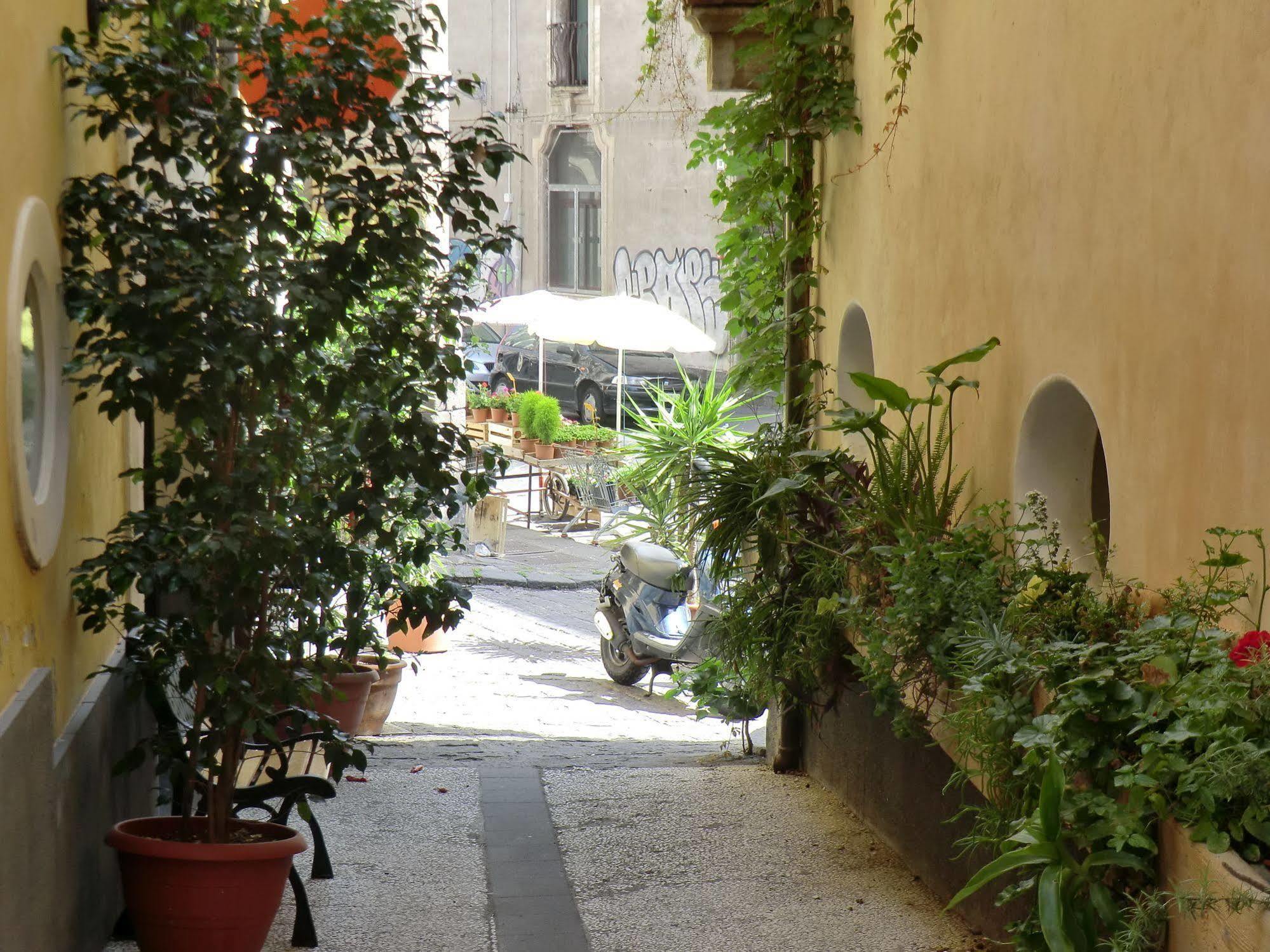 Globetrotter Catania Villa ภายนอก รูปภาพ