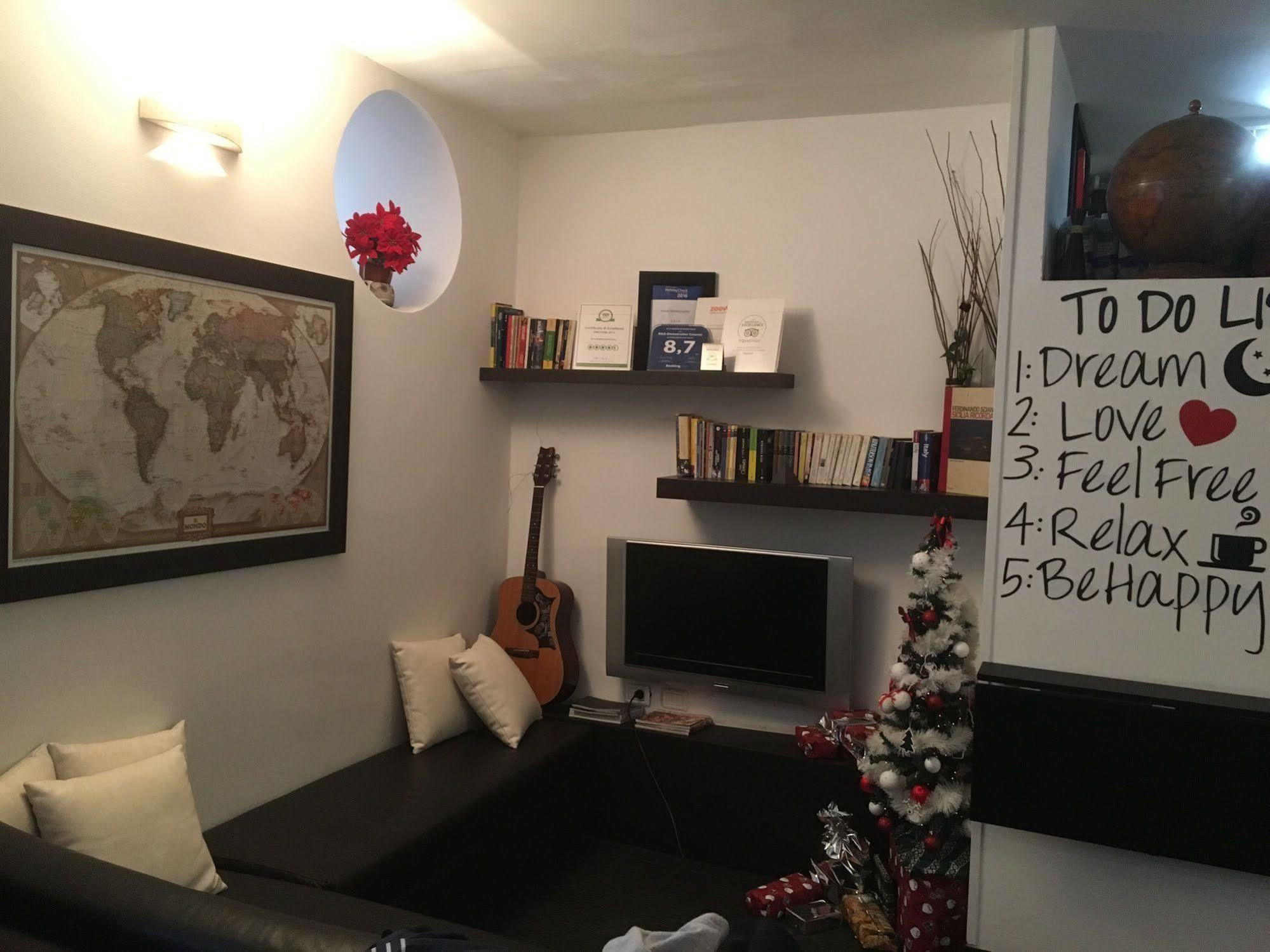 Globetrotter Catania Villa ภายนอก รูปภาพ