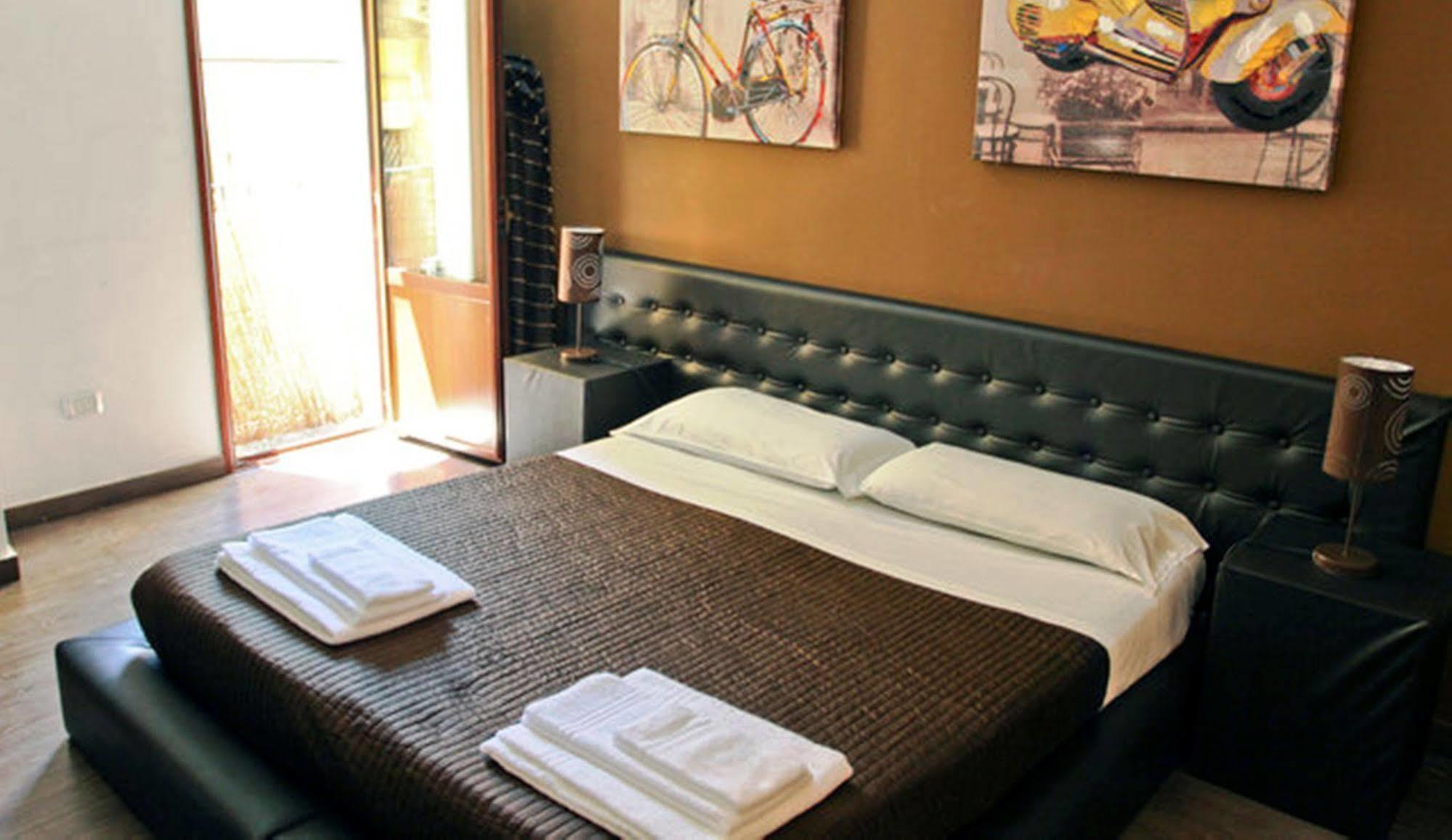 Globetrotter Catania Villa ภายนอก รูปภาพ