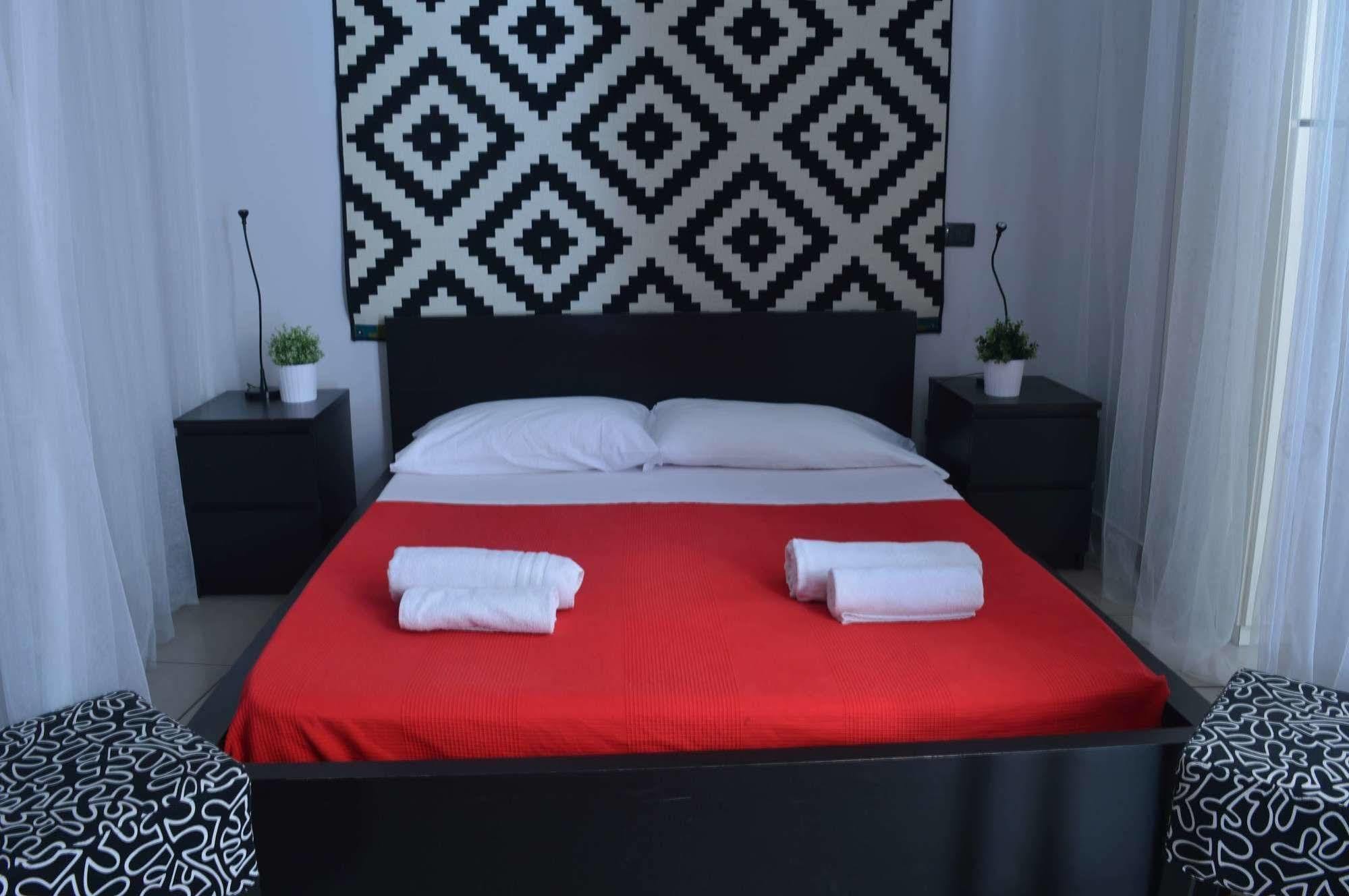Globetrotter Catania Villa ภายนอก รูปภาพ